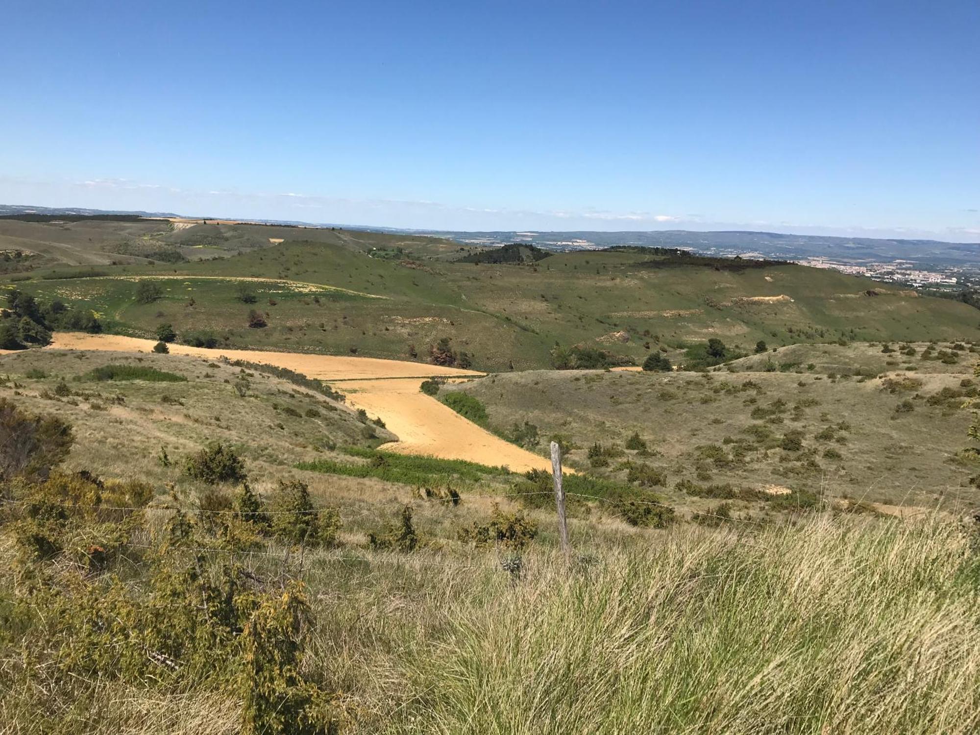 Ma Caravane Dans Les Collines Villeneuve-la-Comptal المظهر الخارجي الصورة